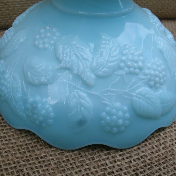 Vintage Fostoria Blue Milk Glass Berry Bowl - Picture 12 of 16